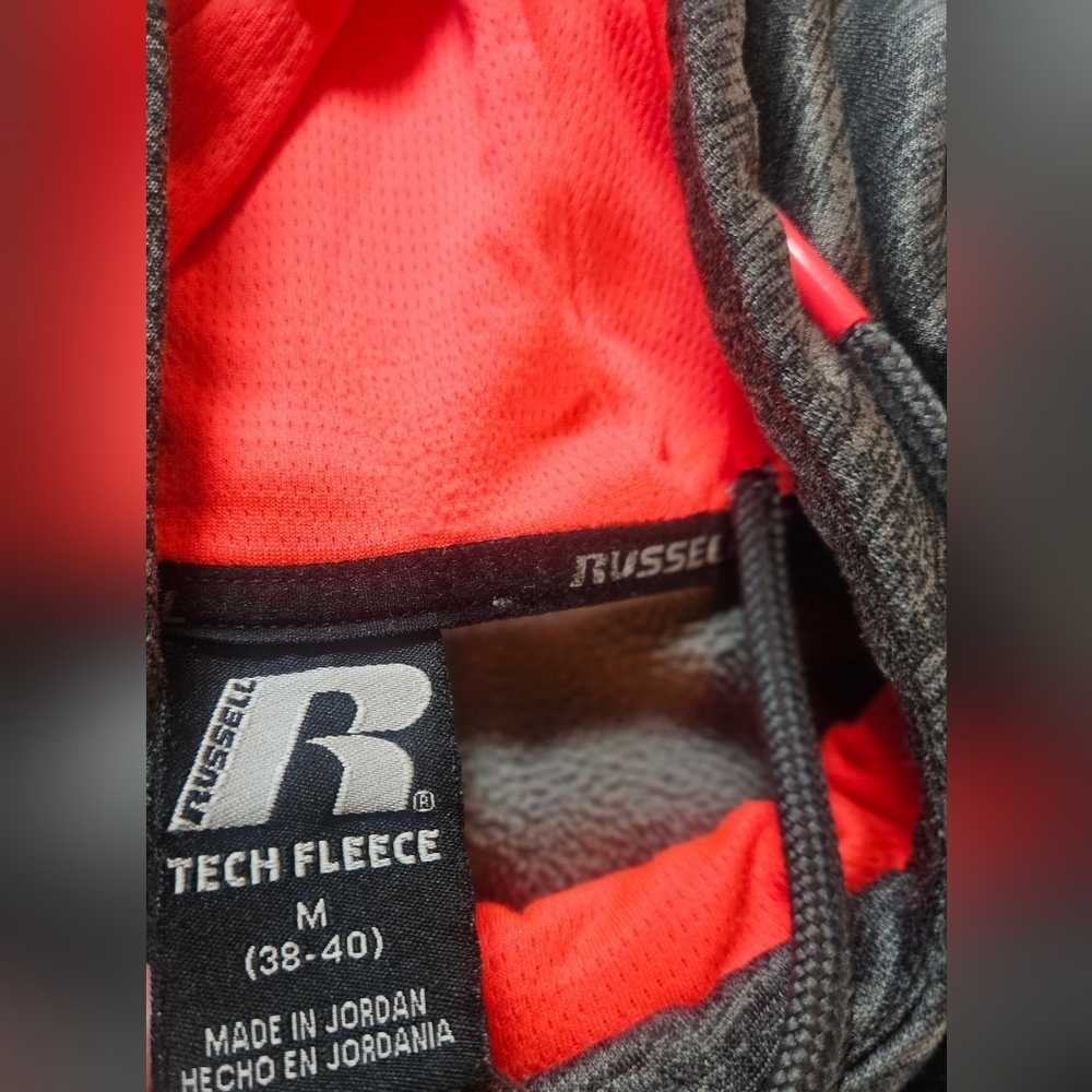 Russell Mens Gray & Red Long Sleeve Front Pocket Pullover Hoodie Size Med 38/40 - Picture 5 of 11